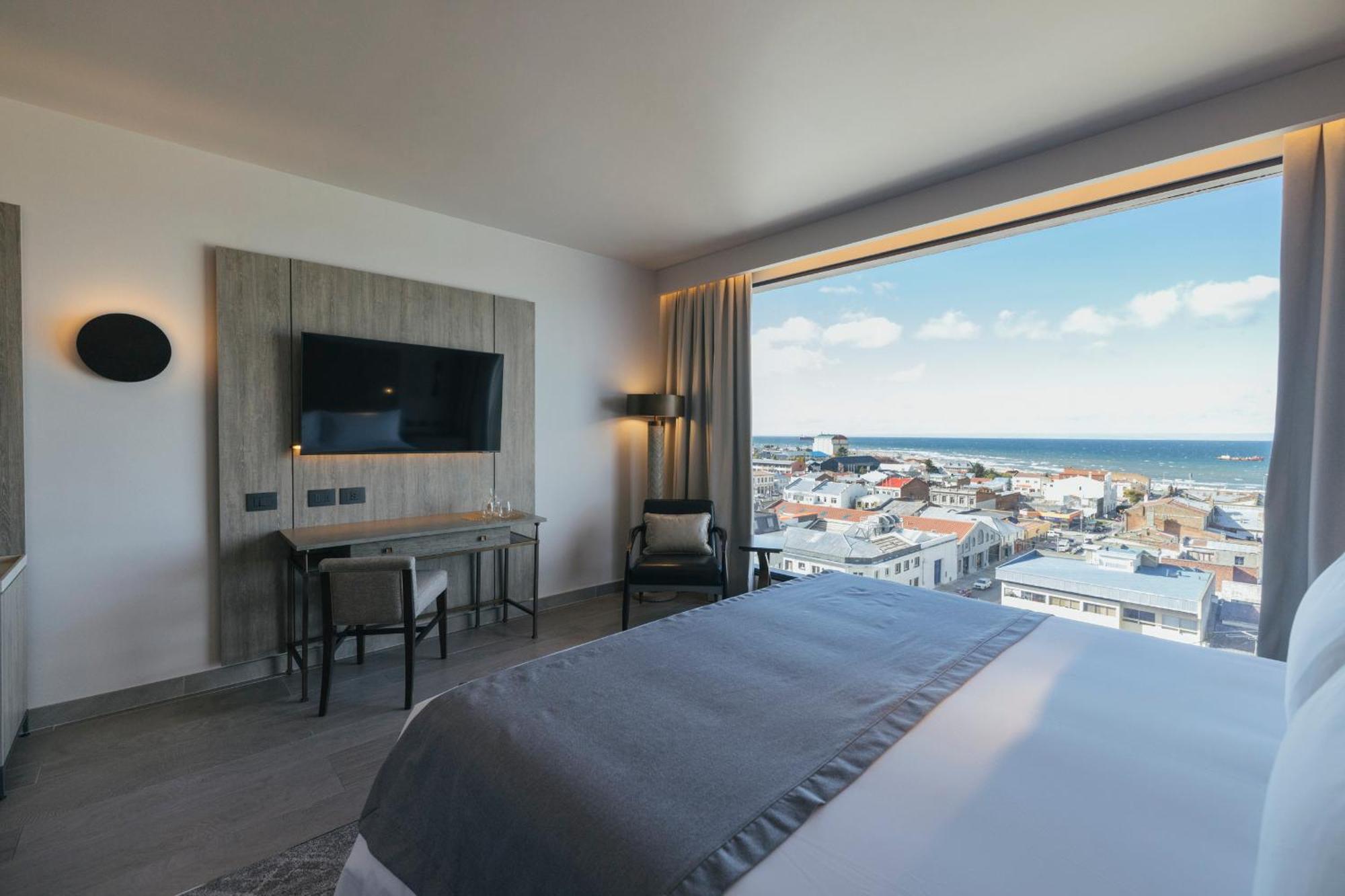 Hotel Cabo De Hornos